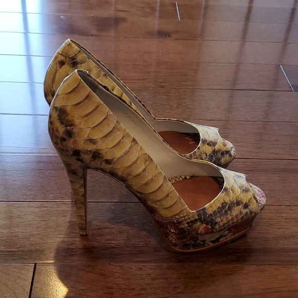 Aldo snakeskin platform heels - Picture 2 of 5